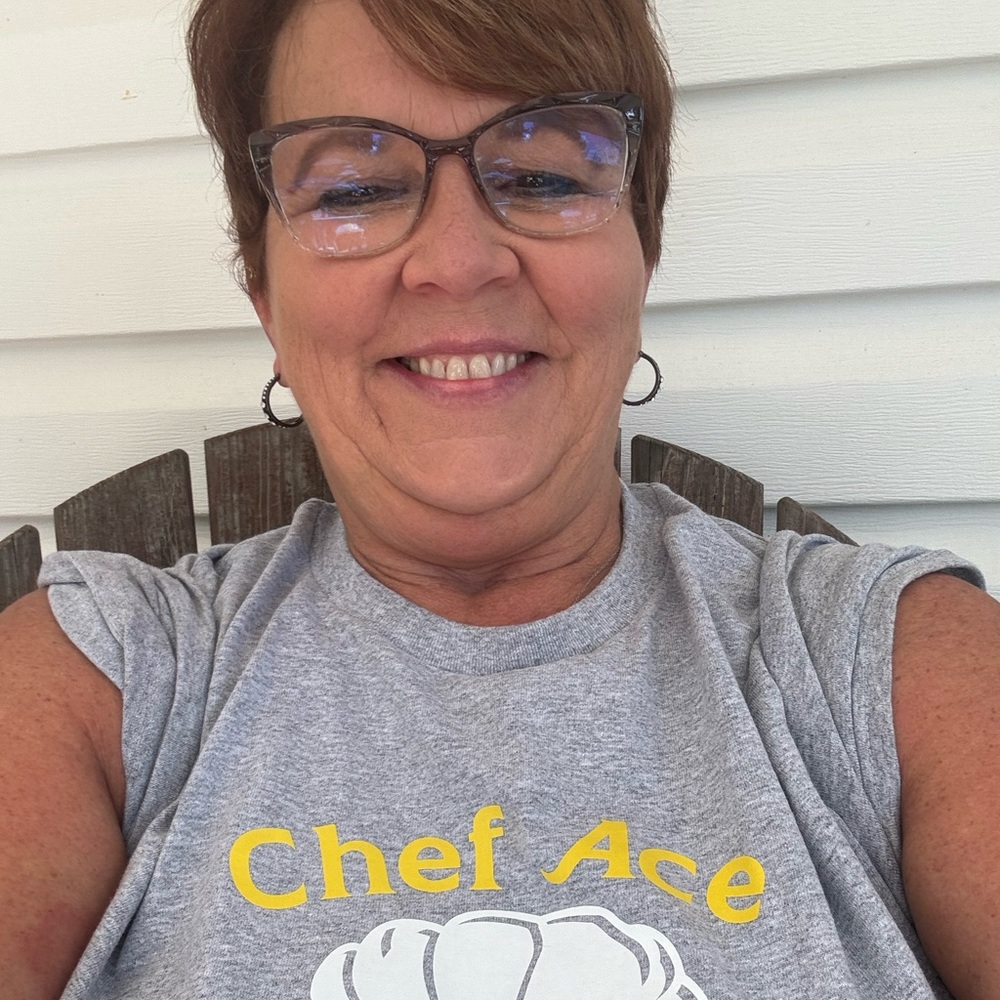 Meet your Posher, Polly